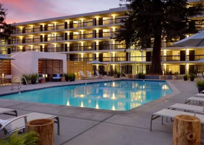 Hotel Paradox – Santa Cruz